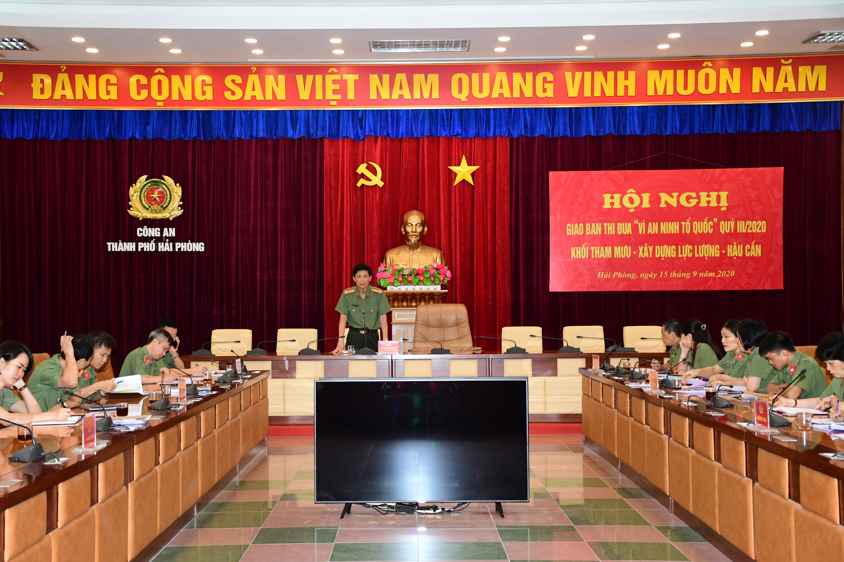 Khối Tham mưu - Xây dựng lực lượng - Hậu cần: Giao ban thi đua “Vì an ninh Tổ quốc”  quý 3 năm 2020